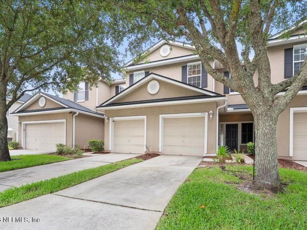 9390 GRAND FALLS Drive, Jacksonville, FL 32244