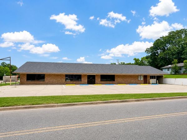 2676 Stillwell, Hornbeck, LA 71439