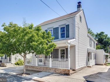 415 PRINCE STREET, BORDENTOWN, NJ 08505