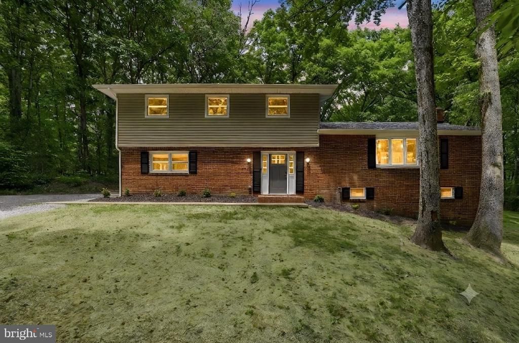 7607 Nyland Road , Fredericksburg, VA 22408 Main Photo