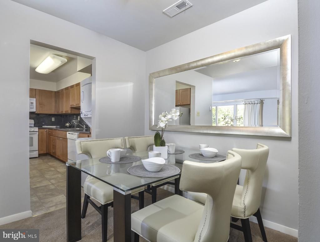 284 Iven Avenue, Unit 286-2A, Radnor, PA 19087 Main Photo