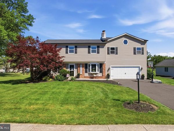 1545 TENNIS CIRCLE , LANSDALE, PA 19446