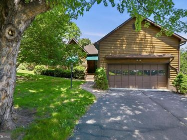 408 MASTERS DRIVE, CROSS JUNCTION, VA 22625
