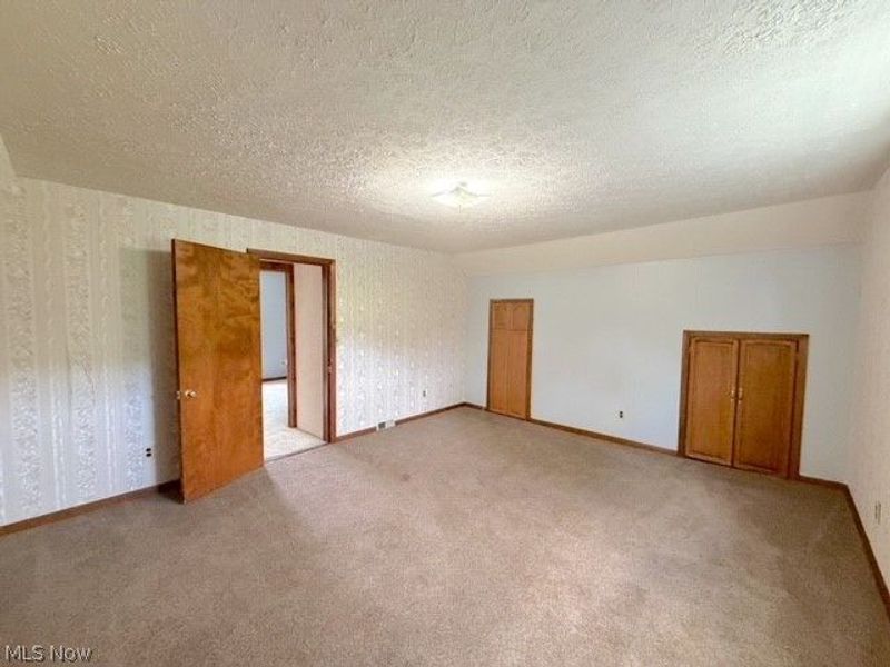 410 Broadway Street, Bowerston, OH 44695 Photo 12