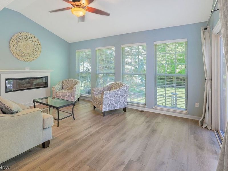 679 Jockeys Circle , Avon Lake, OH 44012 Photo 6