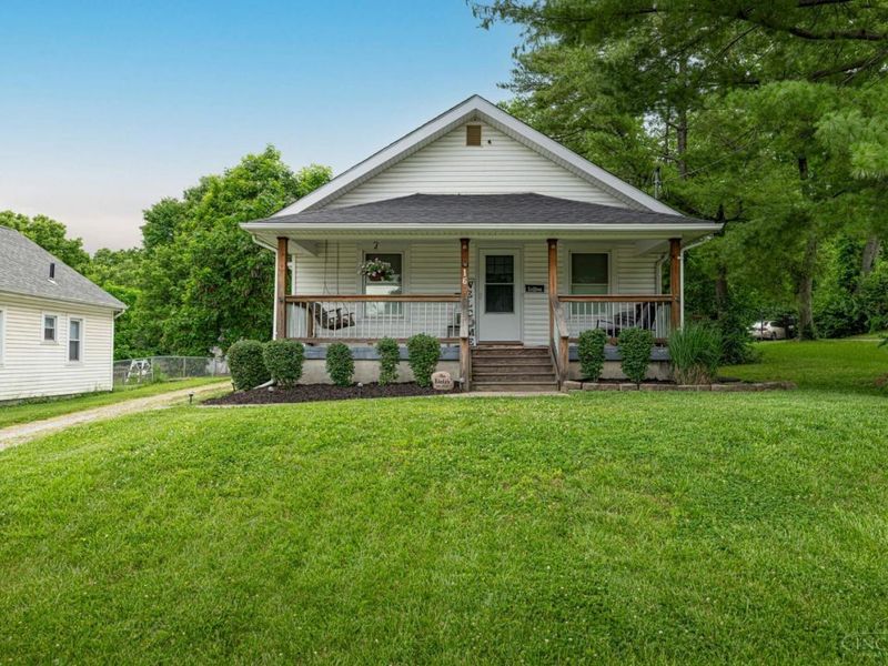 16 Burton Road, Middletown, OH 45044 Photo 1