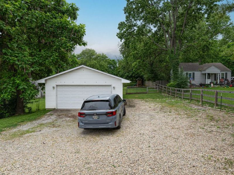 16 Burton Road, Middletown, OH 45044 Photo 22
