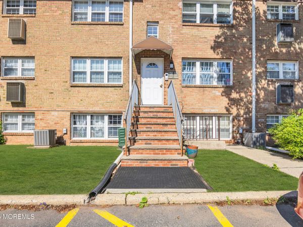 393 College Drive, Unit 393, Edison, NJ 08817