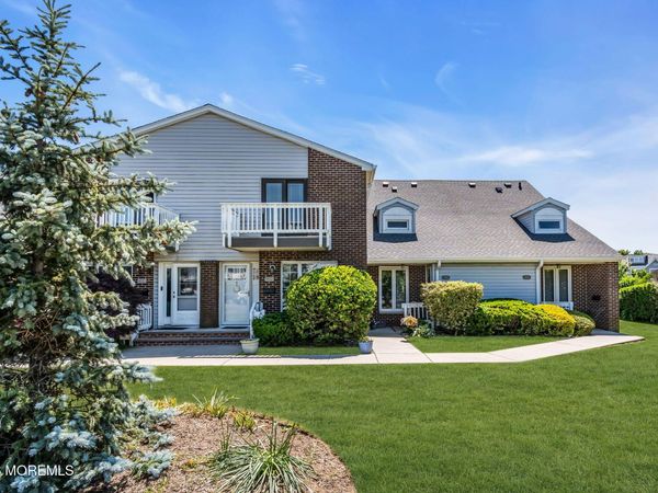 25 Meadow Avenue, Unit 51, Monmouth Beach, NJ 07750