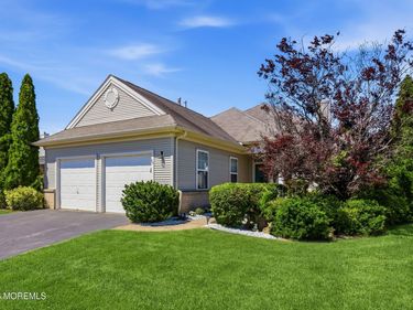 99 Eleanor Road, Manchester, NJ 08759