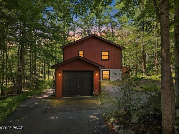 129 Underwood Lane , Hamlin, PA 18427