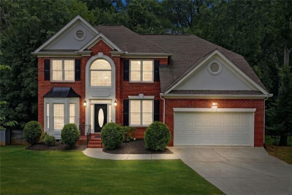 6353 Chestnut Parkway, Flowery Branch, GA 30542 Main Photo