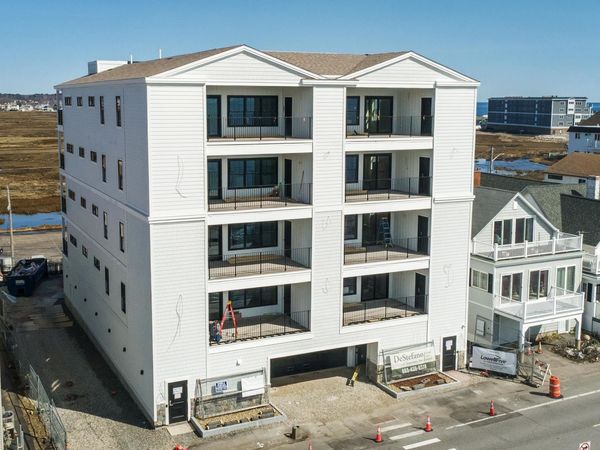465 Ocean Boulevard, Unit 202, Hampton, NH 03842