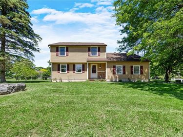 4715 Sabre Lane , Manlius, NY 13104