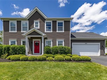 205 York Bay Trail, West Henrietta, NY 14586