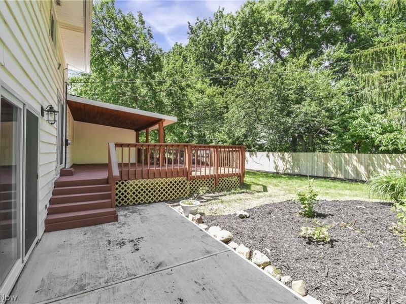 1581 N Circle View Drive , Seven Hills, OH 44131 Photo 39