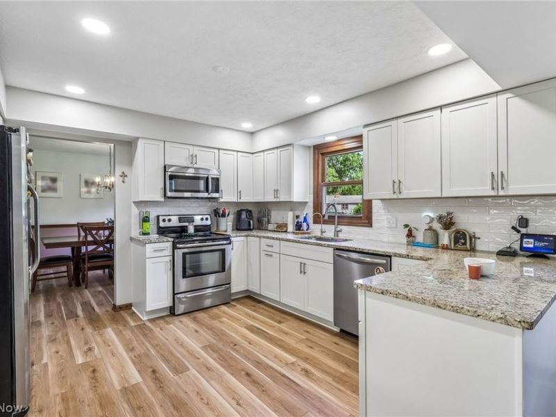 480 Westwood Avenue , Wadsworth, OH 44281 Photo 9