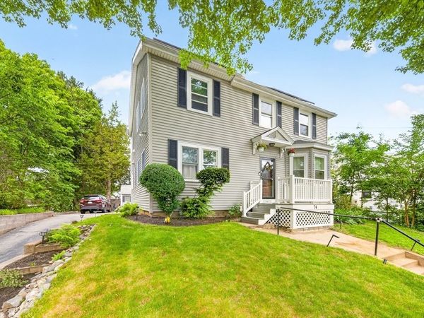 74 Rhinecliff St, Arlington, MA 02476
