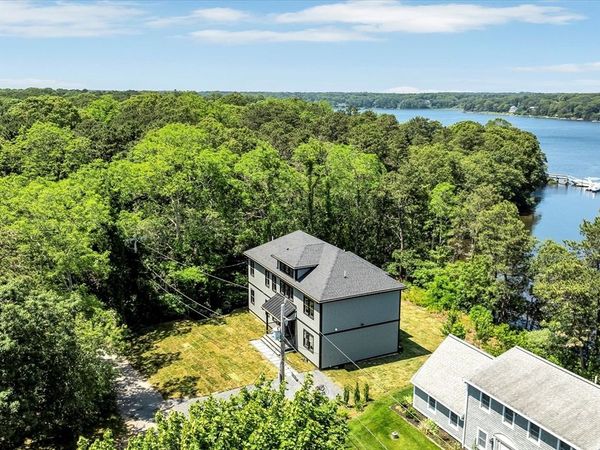 2 Buttercup Lane, Yarmouth, MA 02664