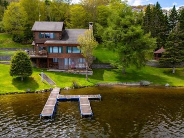 1411 Diamond Pond Road, Stewartstown, NH 03576