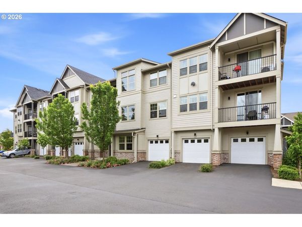 17126 SW SNOWDALE ST, Unit 208, Beaverton, OR 97007