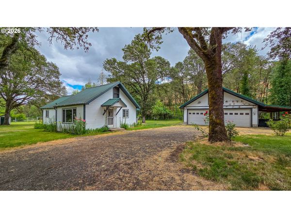 10473 NORTH UMPQUA HWY, Roseburg, OR 97470