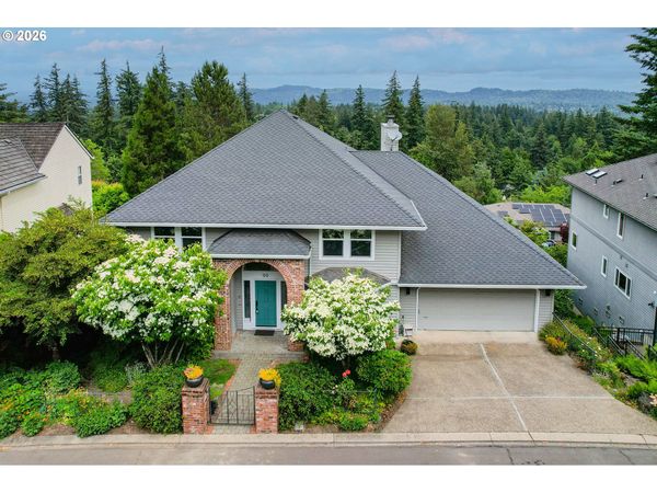 99 GARIBALDI ST, Lake Oswego, OR 97035