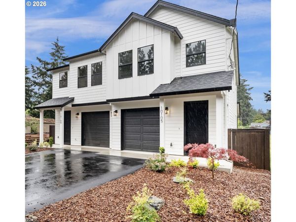 10105 SE 72ND AVE, Milwaukie, OR 97222