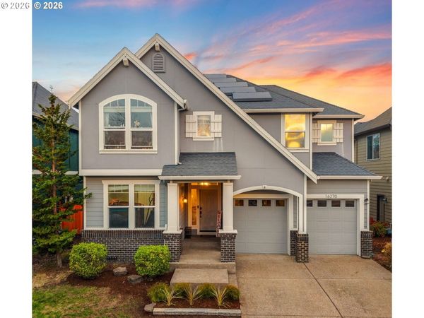 16270 SE JASPER DR, Damascus, OR 97089