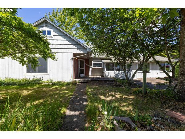 1715 COLLEGE ST, Philomath, OR 97370