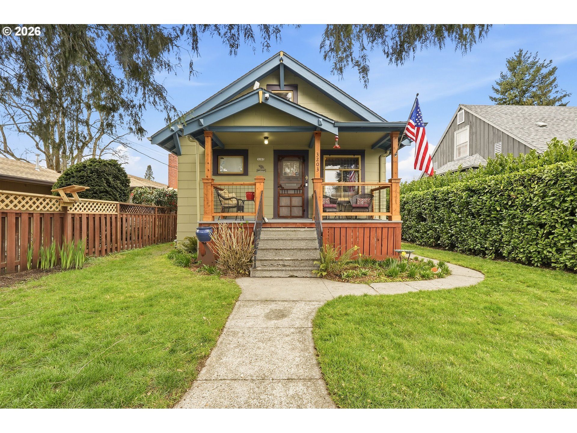 3203 SE 66th Ave, Portland, OR 97206 Main Photo