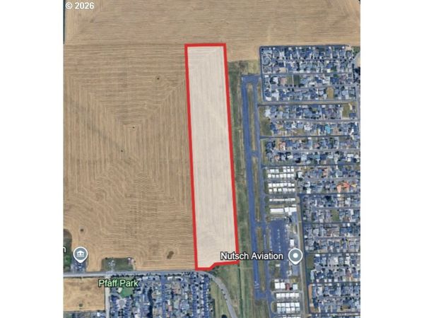 8575 Hoffman Rd, Independence, OR 97351