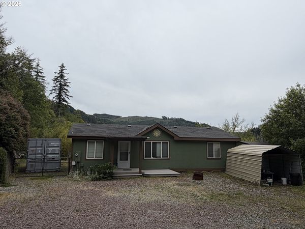 17021 FERRY CREEK HEIGHTS RD, Brookings, OR 97415