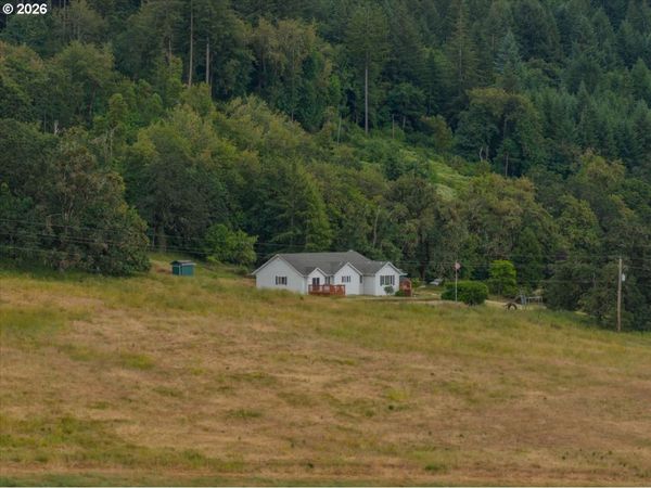 38289 S RUBY LOOP, Scio, OR 97374