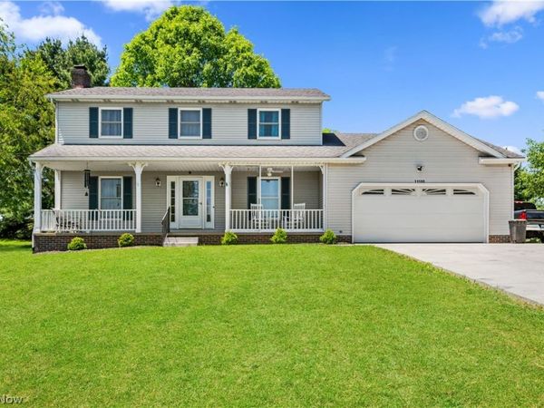 11599 Hoover Avenue NW, Uniontown, OH 44685