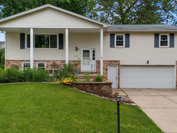 1612 W TETON Drive, Peoria, IL 61614