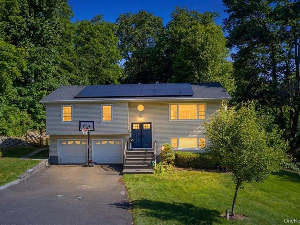 55 Carolina Drive, New City, NY 10956