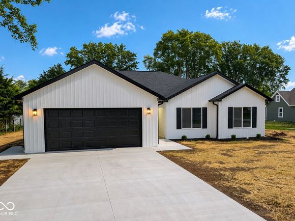 403 Poplar Street, Elizabethtown, IN 47232