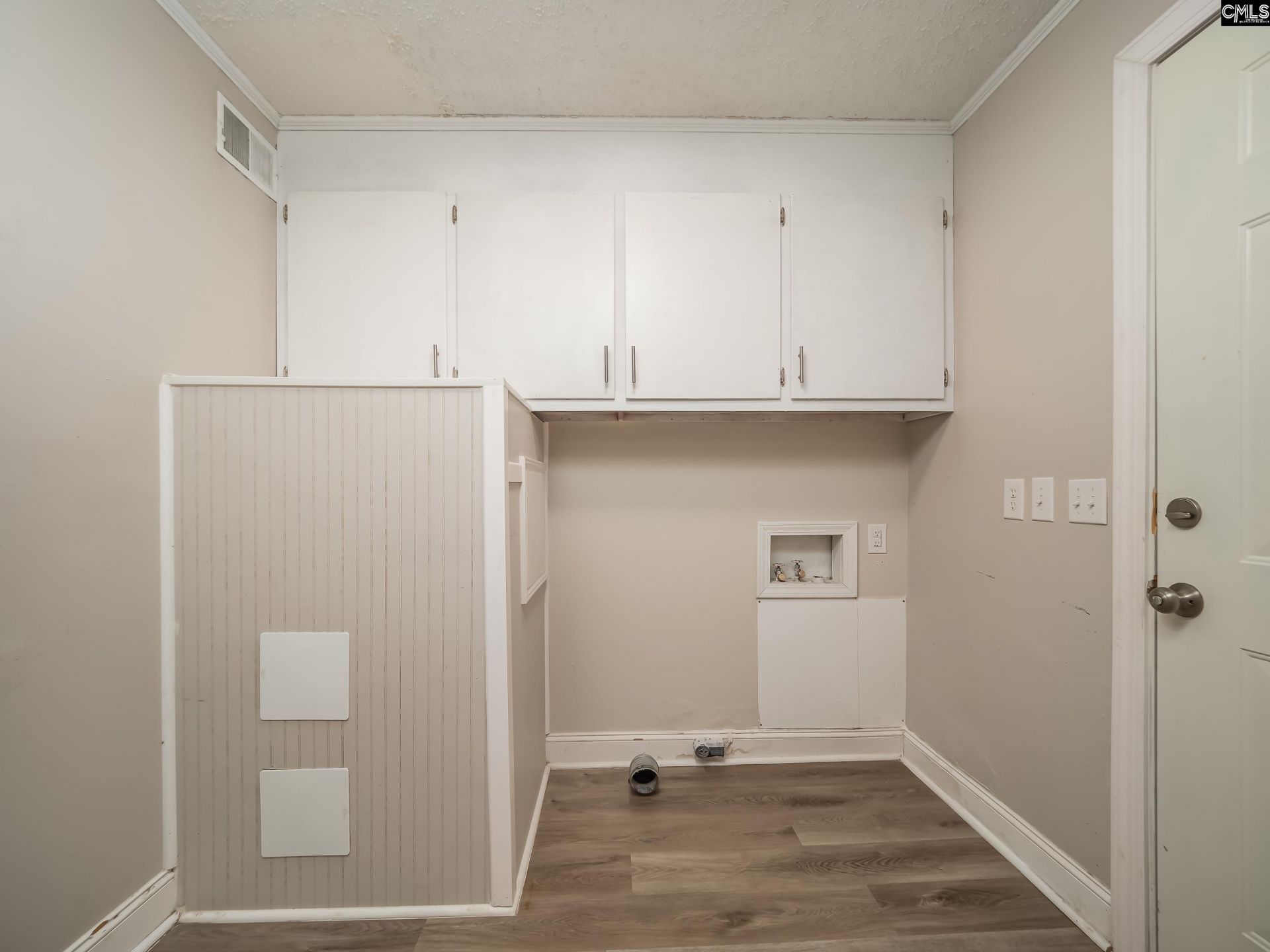 134 Miranda Road  Photo 9
