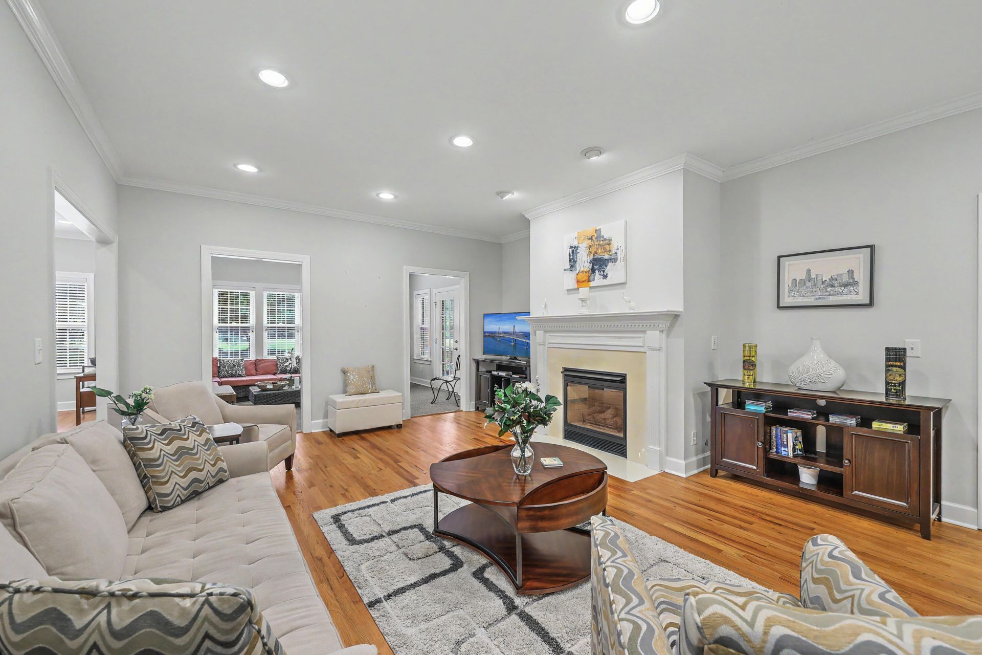 8614 W Fairway Woods Drive Photo 10