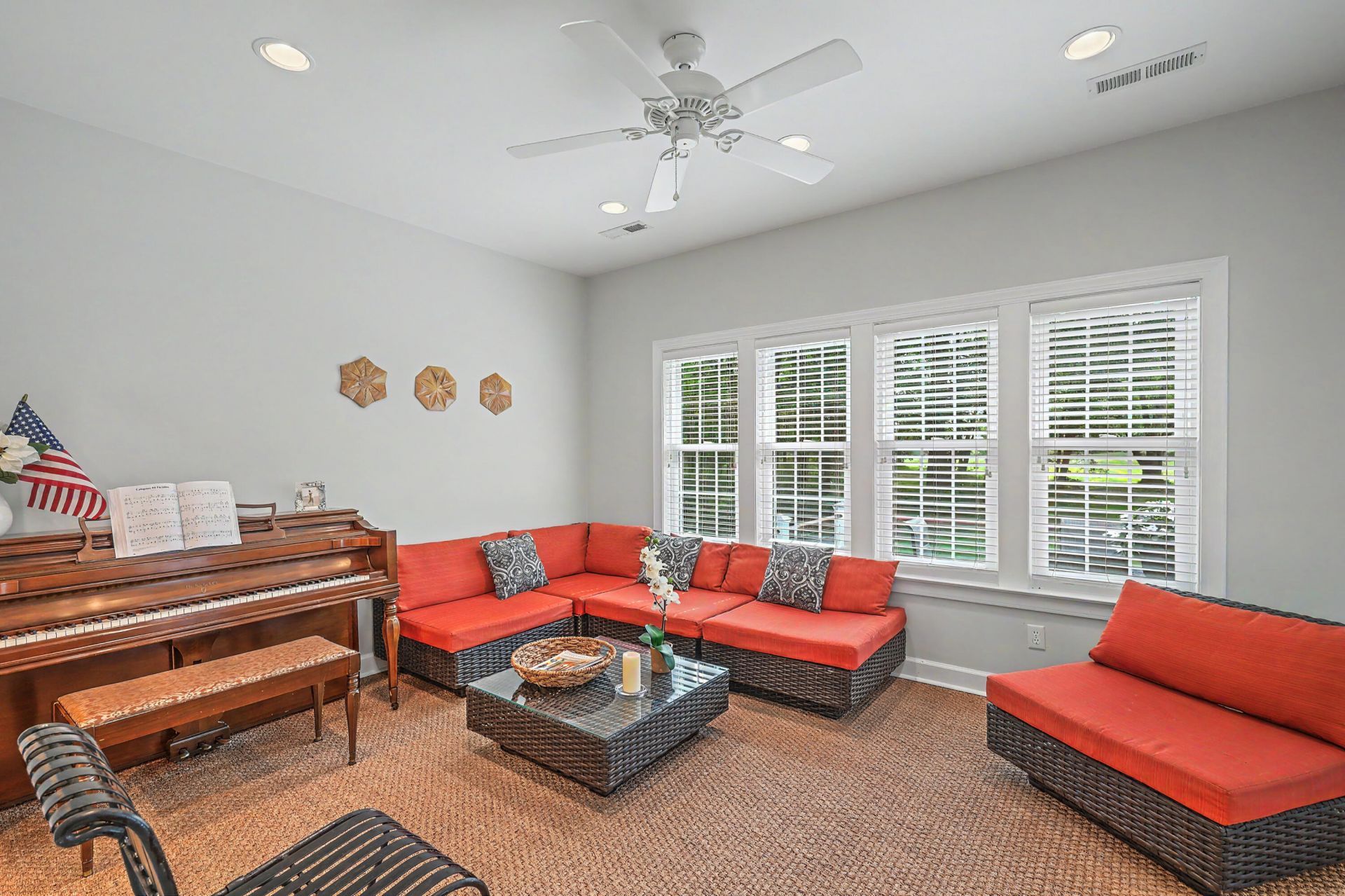 8614 W Fairway Woods Drive Photo 13
