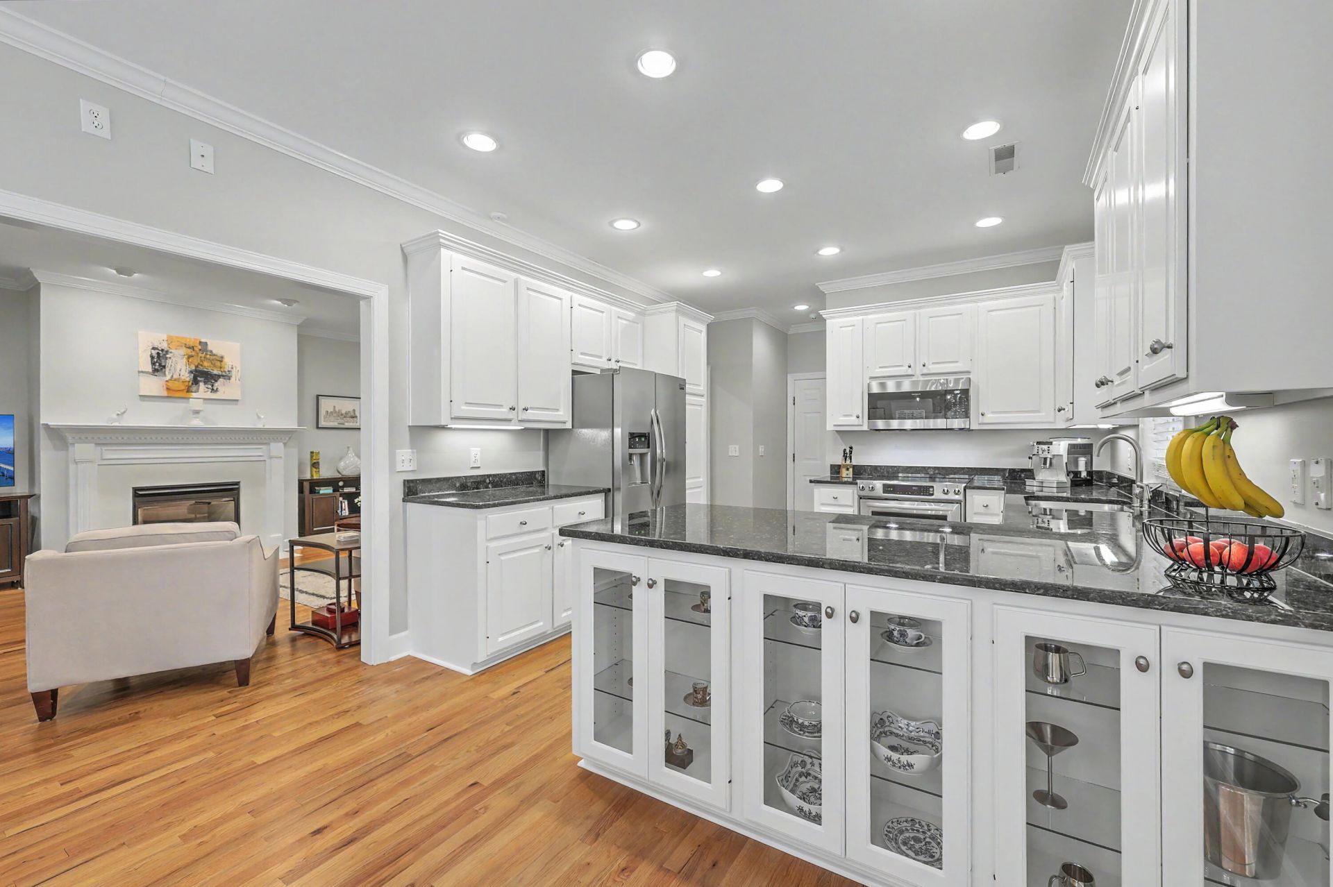 8614 W Fairway Woods Drive Photo 18