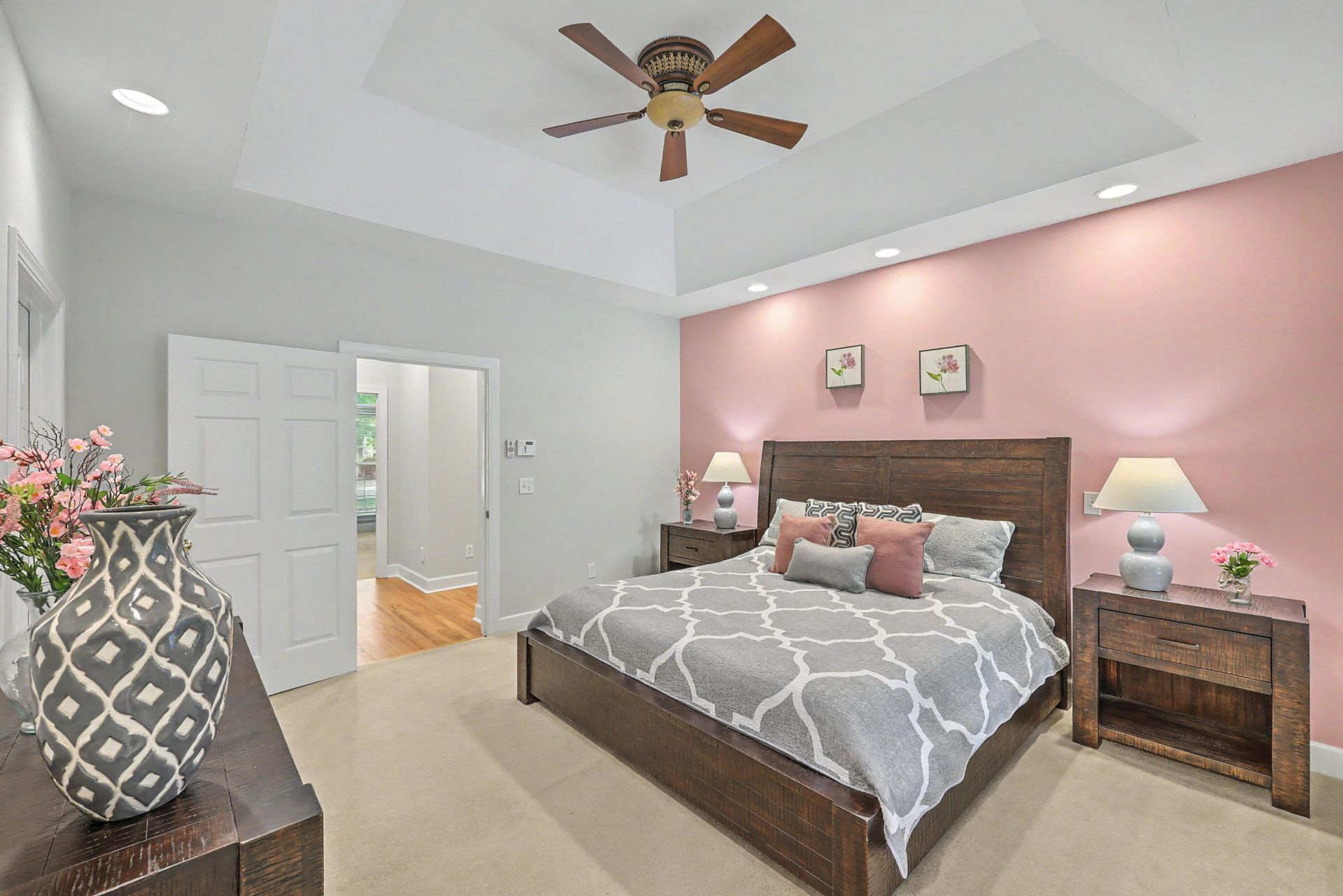 8614 W Fairway Woods Drive Photo 22