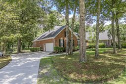 8614 W Fairway Woods Drive photo 4
