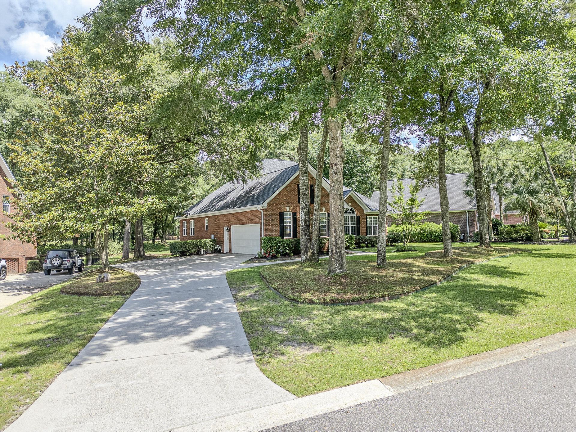 8614 W Fairway Woods Drive Photo 44