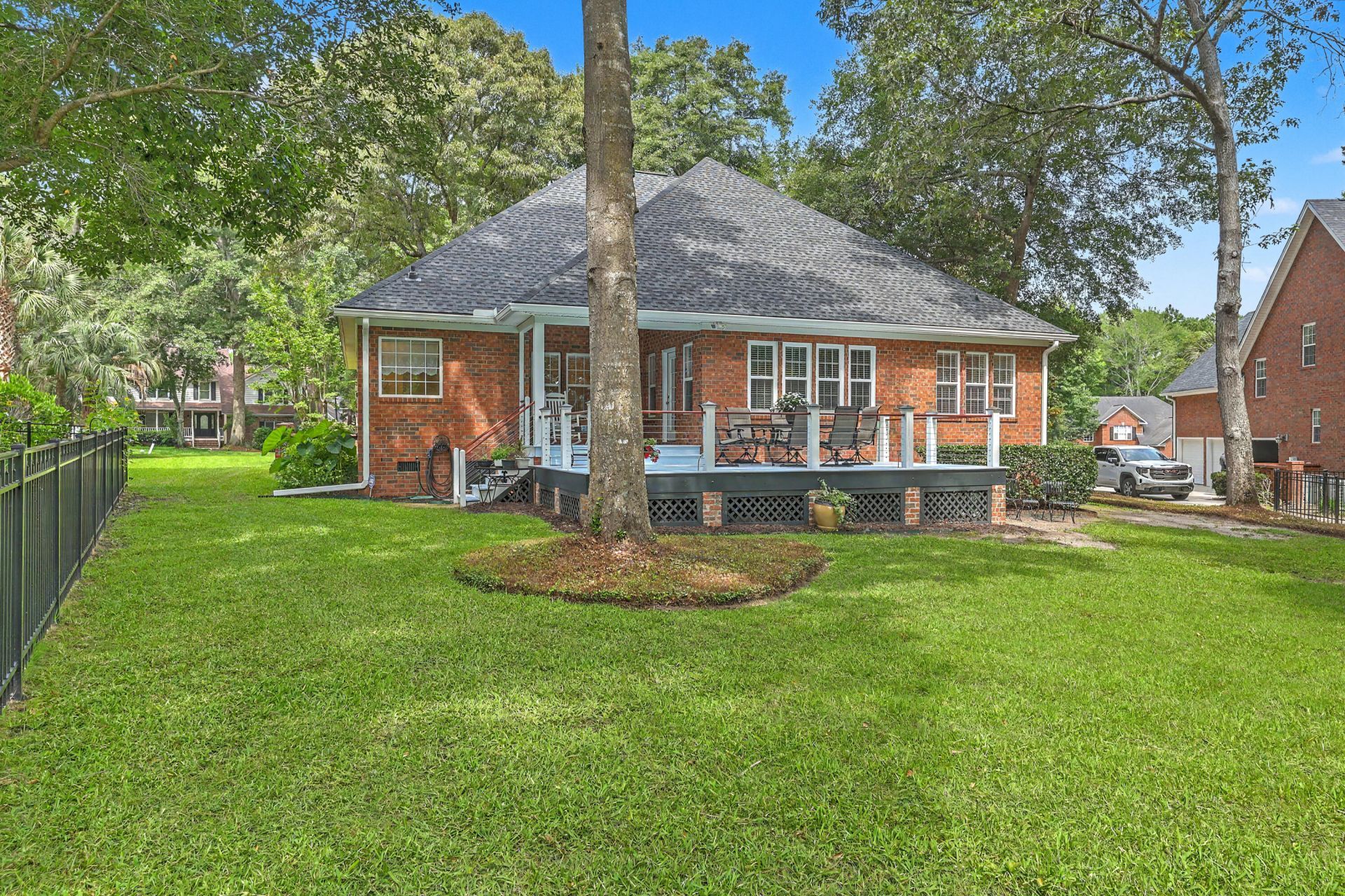 8614 W Fairway Woods Drive Photo 47