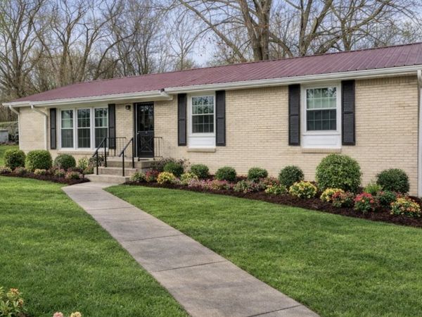 205 Shiloh Rd , Clarksville, TN 37042