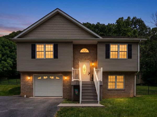 2275 RAPHINE RD, RAPHINE, VA 24472