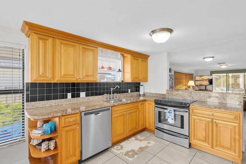 303 Sombrero Beach Road, Marathon, FL 33050 Photo