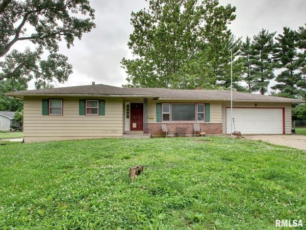 334 GLENDALE Drive, Quincy, IL 62301